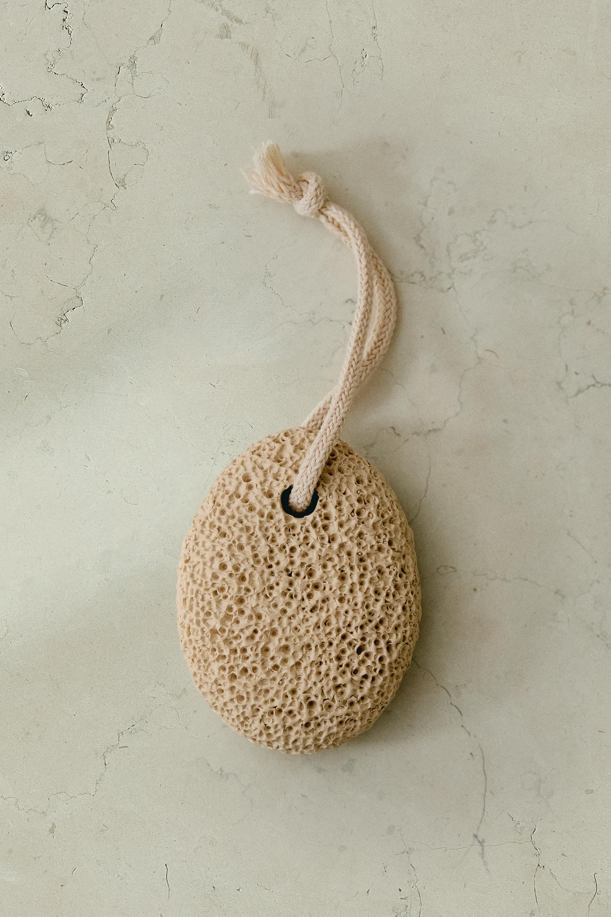 CERAMIC PUMICE STONE CERAMIC